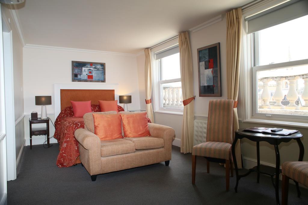 Lord Milner Hotel ลอนดอน ภายนอก รูปภาพ